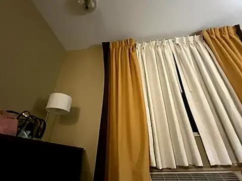 Freechat princesslivv on StripChat