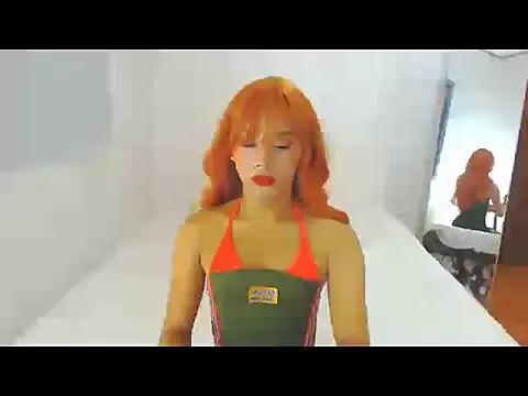 Freechat queen_lucinda on StripChat