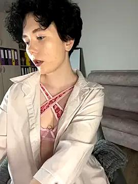 Freechat RinaShy on StripChat