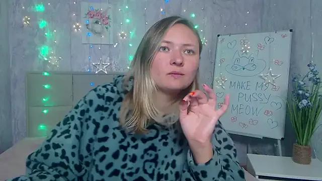 SallyVerda on StripChat 