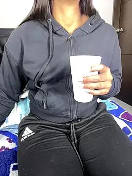 Freechat sandylau on StripChat