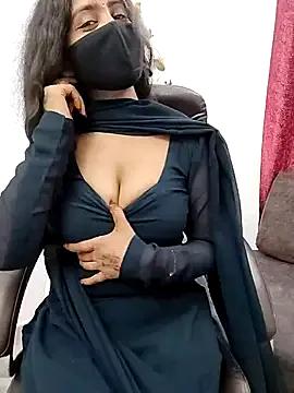 SEEMA_127 on StripChat 