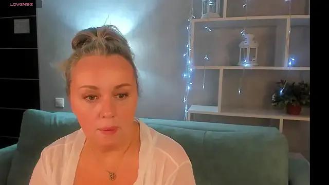 Freechat Sky_Kuper on StripChat