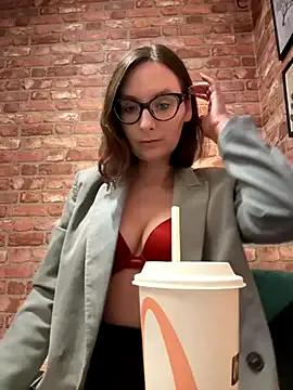 StripChat The_Snowwhitee is Freechat The_Snowwhitee — Naked in McDonald Last Tip Video!