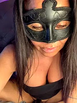 vicvictoriax on StripChat 