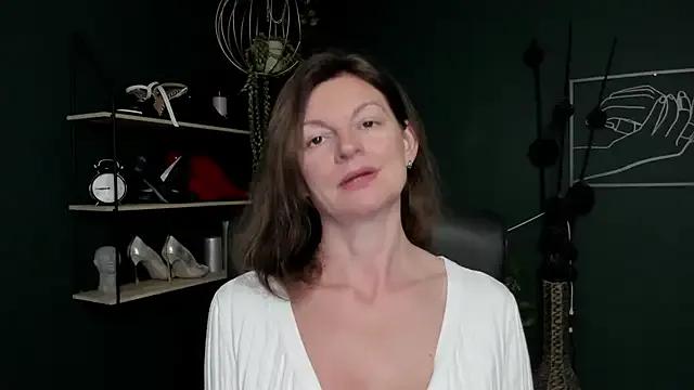 Freechat VivianWILD on StripChat