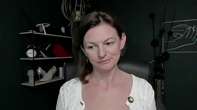 Freechat VivianWILD on StripChat