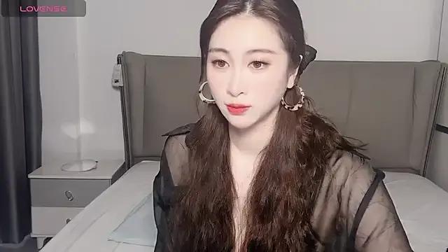 Freechat wuyueaini on StripChat