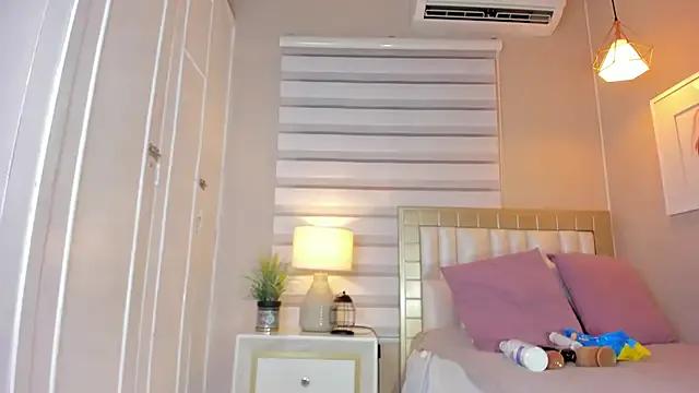 Freechat zoe_sky_ on StripChat